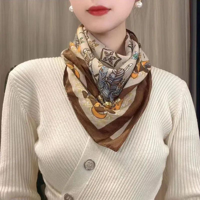 Hot Magnetic Triangle Neck Protection Scarf for Women in Autumn and Winter 2025 New Cotton and Linen Scarf High-end Neck Scarf - Image 10