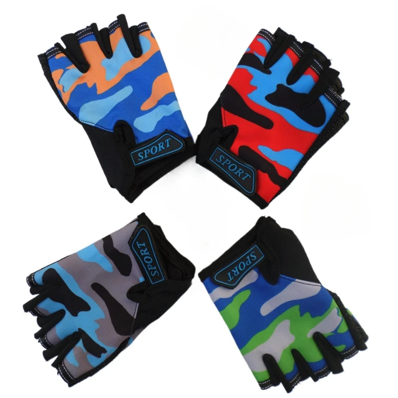 1 Pair Camo Sports Gloves for Children Kids Half Finger Riding Cycling Running Gloves for Boys Girls Outdoor Sports Gloves - Image 2