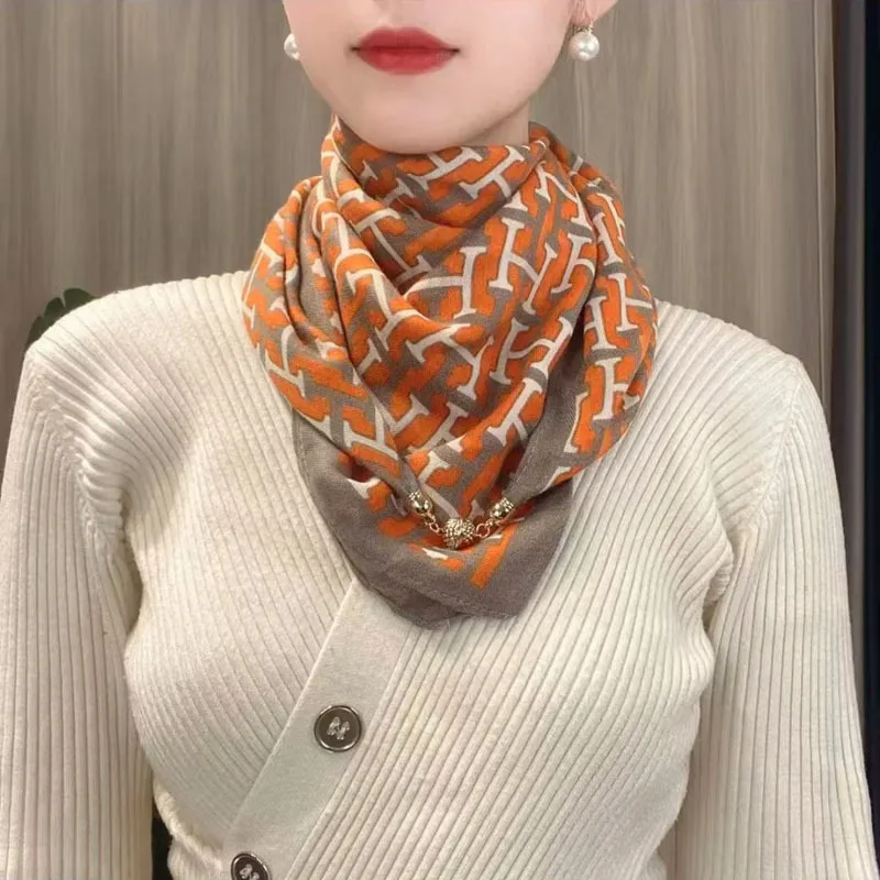 Hot Magnetic Triangle Neck Protection Scarf for Women in Autumn and Winter 2025 New Cotton and Linen Scarf High-end Neck Scarf - Image 13